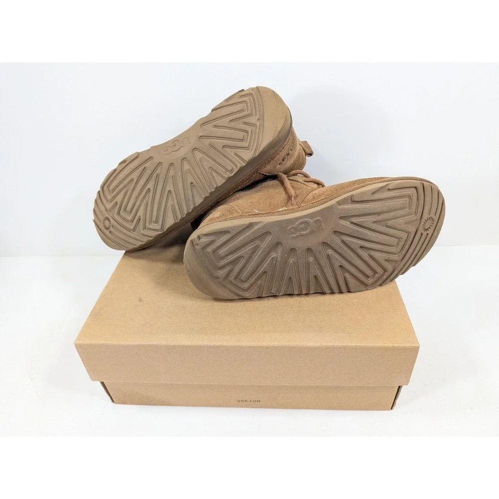 UGG Neumel II Chestnut Suede Lace Up Boots 1017320K‎ Kids Size 5 Brown